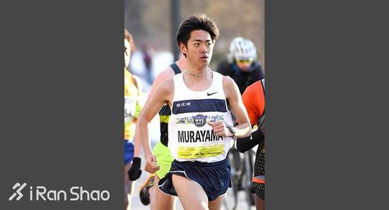 他的两个同胞都表现欠佳:武田1:05:09,上田1:06:13。