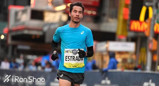 三位奥运名将沃德1:03:22,第14;Abdirahman 1:03:22,第15;柯弗雷兹基1:04:55,第20。