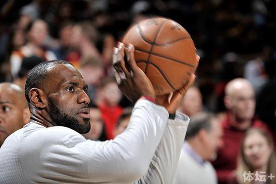 1492572799119035617.jpg 2.勒布朗·詹姆斯(骑士)