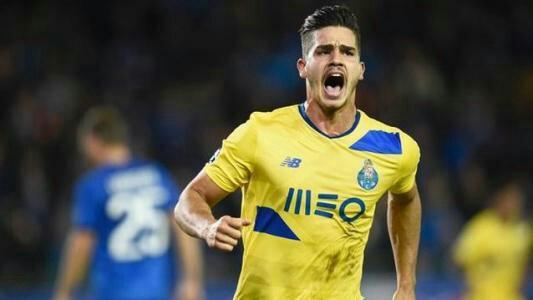 名宿批米兰买了一批普通球员?不经意打了自己