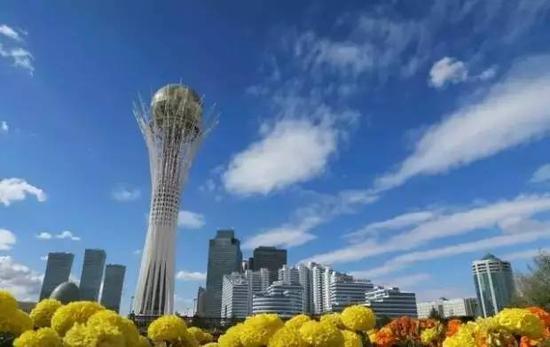 报名就免签证费 带上跑鞋去阿斯塔纳中轴线走