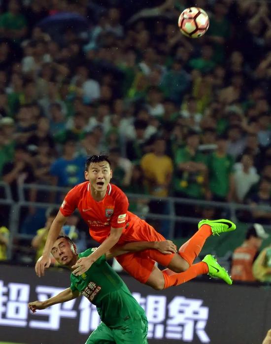 京鲁争亚冠PK进入白热化双方都有劣势 国安有