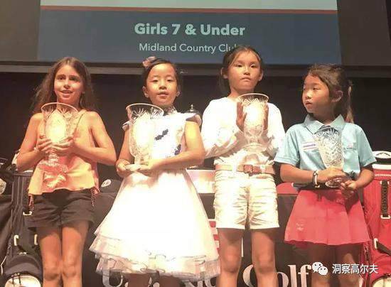 刘宇婕(左二)获青少年世锦赛女子7岁及以下组并列第二名