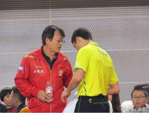 帷幕被定制国乒改朝换代拉开名额?_乒乓球_新风筝拿下v帷幕图片