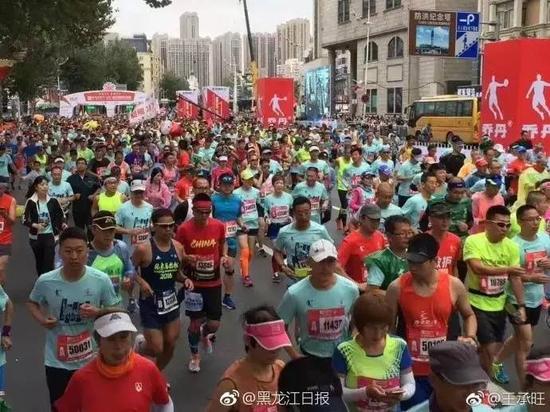 7点30分,大家准时出发