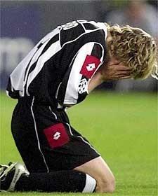 足坛10大悲情英雄:大罗老马入选 巴乔的背影_