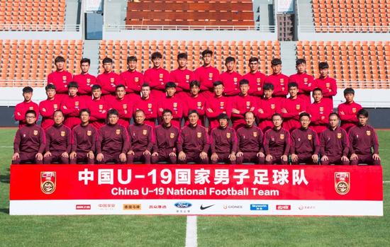 后起之秀! U19男足出战热身赛 连战墨西哥等三