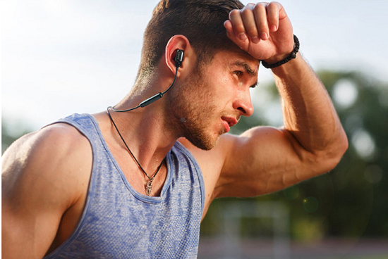 掌握节奏突破自己 EDIFIER漫步者运动耳机陪