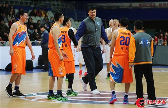 曝姚明仍是上海男篮大股东 赛季开始前难转让