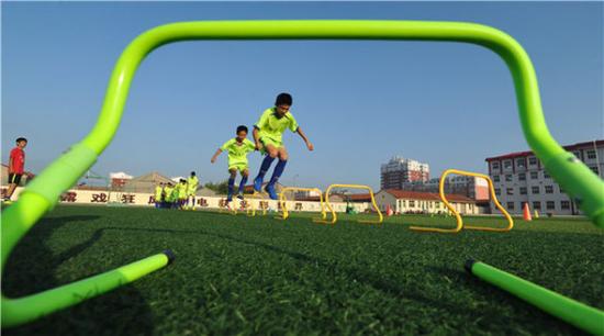 清华体育主任解如何培养足球人才 需打通三大