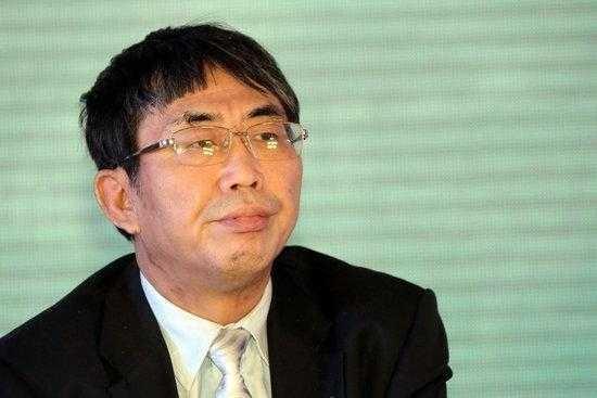 图说:聂卫平遗憾与首届应氏杯大赛冠军失之交臂 网络图