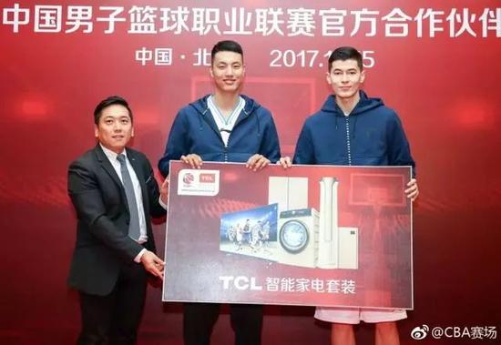 媒析CBA姚时代的十大变化 ¨姚明 (上)≦篮协