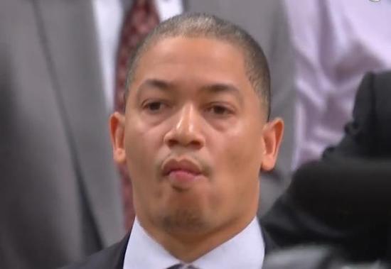 服氣!Tyronn Lue憋了兩天想出騎士三連敗原因 甩鍋給聯盟-黑特籃球-NBA新聞影音圖片分享社區