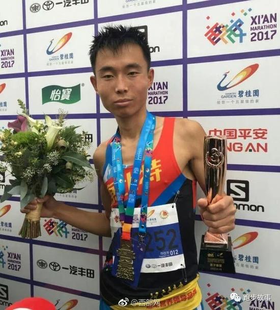 西马季军邱旺东:从专业队丑小鸭到体制外第三