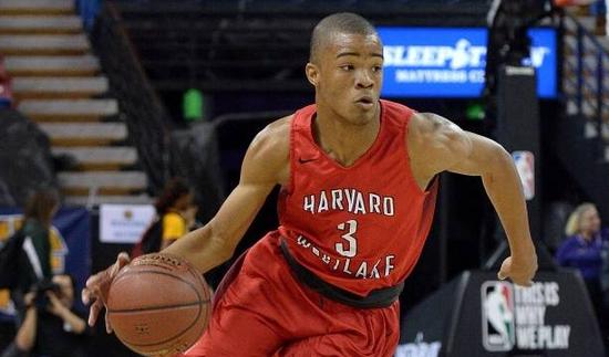 文武雙全!勁爆打法有Carter潛質 灌籃因跳太高頭撞籃板!-黑特籃球-NBA新聞影音圖片分享社區