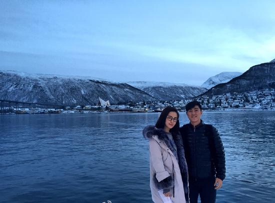 球星背后的她:孙世林爱妻郑悦 为她特选37号球