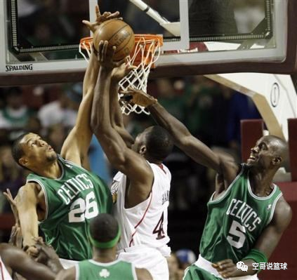 疯子说体育 4b3b-irtymmw9057211.png