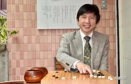 王铭琬气质独特