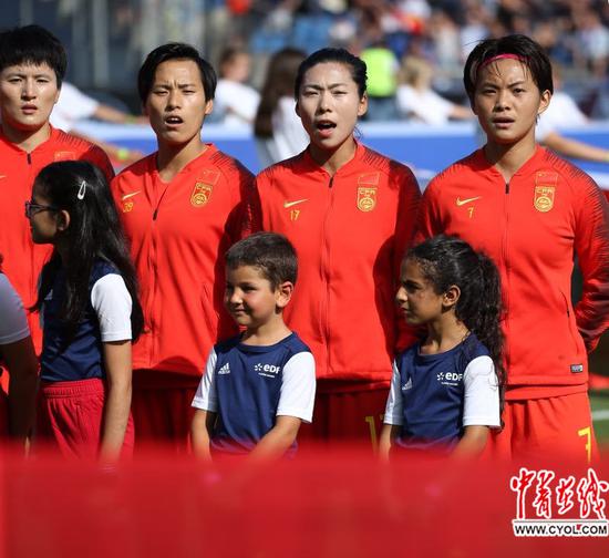 本届世界杯让中国女足认清技不如人的现实。中国青年报·中青在线特派记者 刘占坤摄