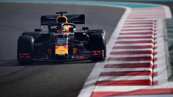 F1阿布扎比站FP3:维斯塔潘最快 梅奔二三