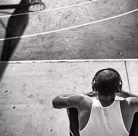 哥們,今天臨時有事,就不去打球了……-黑特籃球-NBA新聞影音圖片分享社區