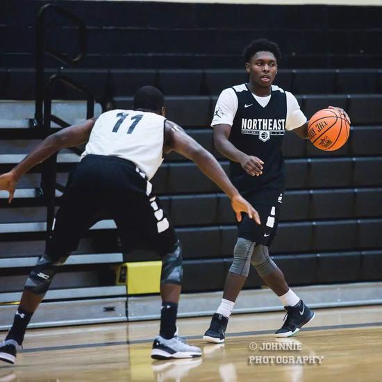 果冻上篮代言人!他被称作欧文和肯巴结合体