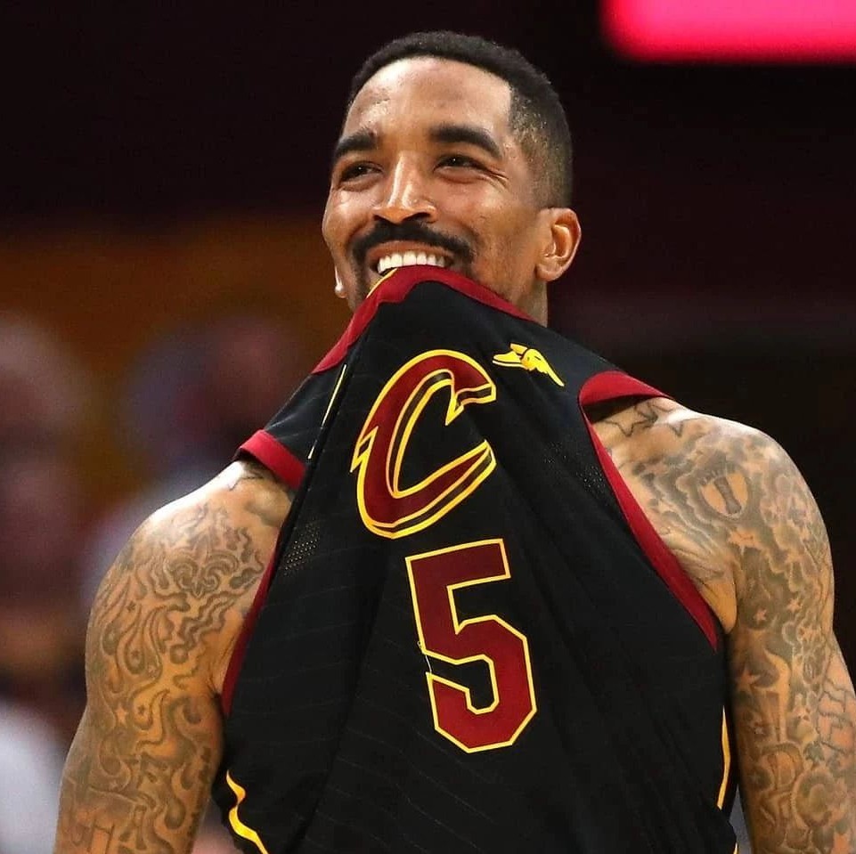 JR