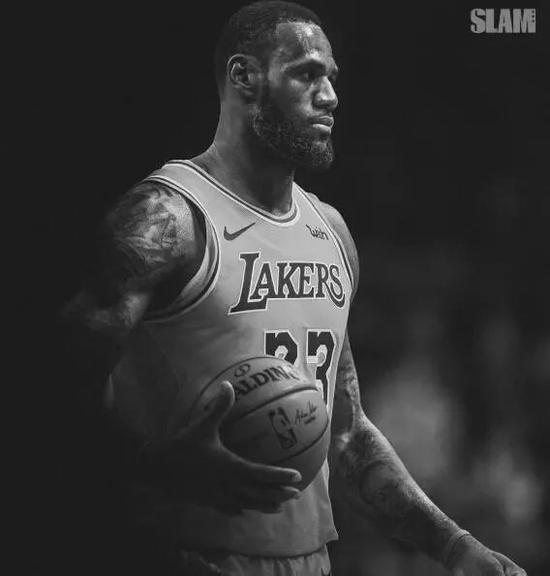 湖人生涯首次周最佳!詹皇:没队友我什么都不是