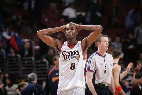 莫名心疼戰神AI!請千萬珍惜Simmons與Fultz這對狀元組合!-黑特籃球-NBA新聞影音圖片分享社區