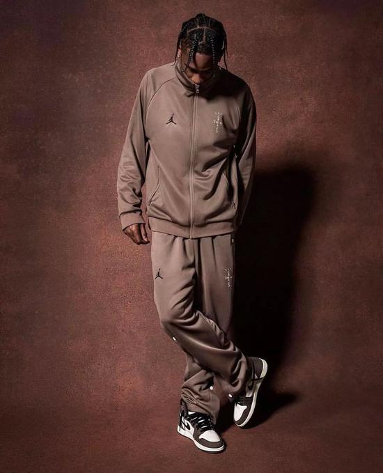 travis鬼脸图片,travisscott鬼脸图片 反钩travis scott x aj1 究竟值不值得买?