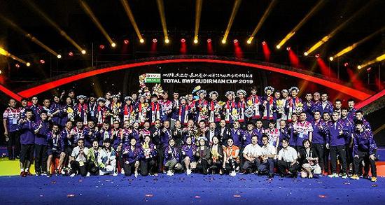 2019年苏杯国羽全家福。图片来源：视觉中国