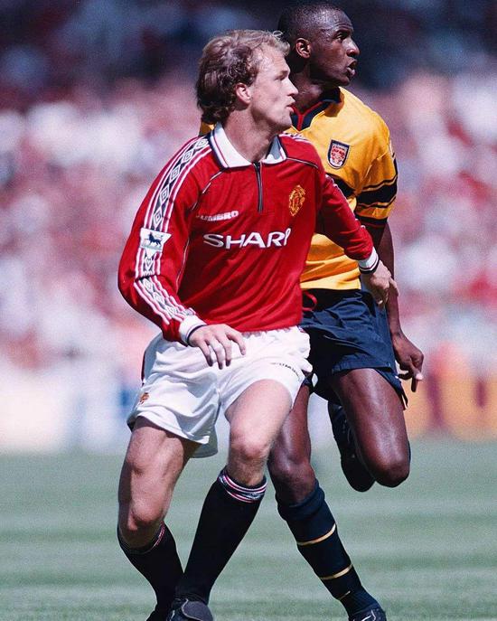 小克鲁伊夫:持续投入15年 中国足球接近世界强队