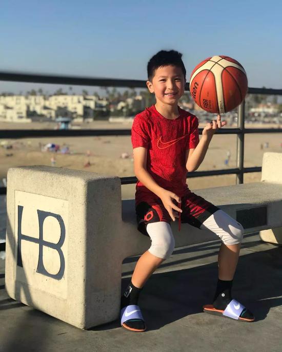 【博狗体育】10岁华裔被称为下个林书豪 进NBA只是时间问题