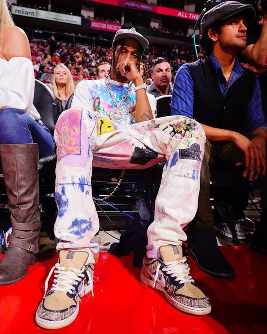 TRAVISSCOTT,TravisScott壁纸 travis scott x nike sb dunk low ct5053-001