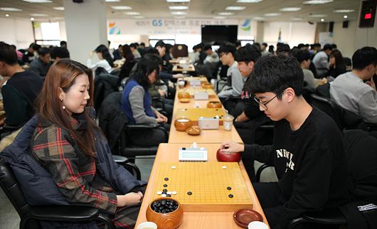 预选赛第一轮在韩国棋院二楼和四楼进行