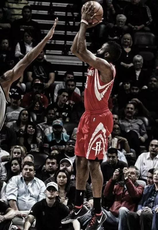 如果哈登變成一個右手將,他的投籃簡直美如畫!-黑特籃球-NBA新聞影音圖片分享社區