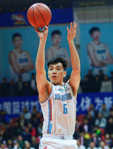 【博狗扑克】人物|伤病击不倒的斗士!助攻王再次用实力击碎质疑 【博狗扑克】人物|伤病击不倒的斗士!助攻王再次用实力击碎质疑