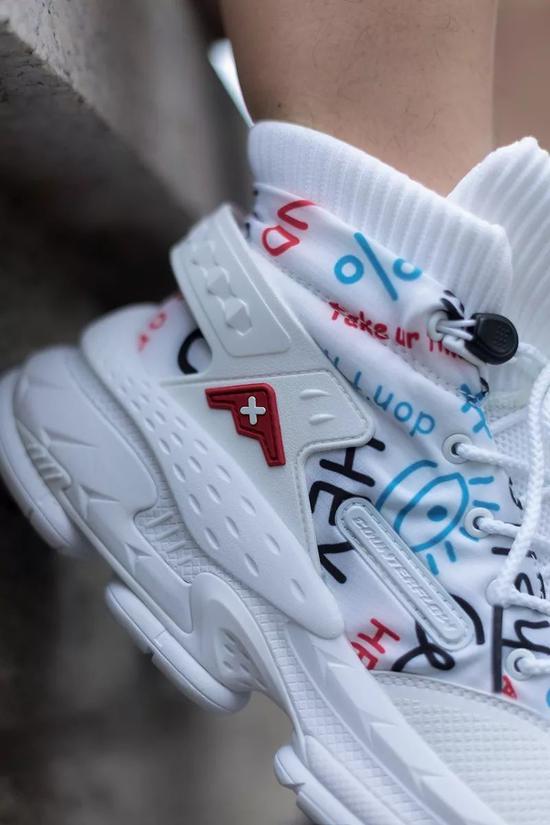 怎么把鞋带系紧点 f043-icmpfxa5706235.jpg