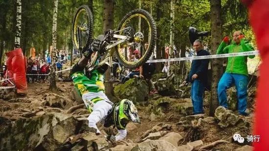 ɽ����ҳ���ˤ�����ǳ��е���