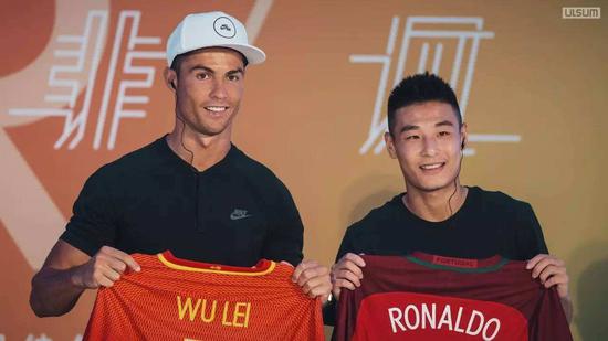 C罗也曾帮助武磊提高。