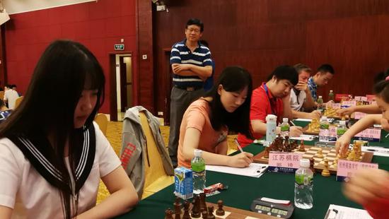 冠军江苏棋院队