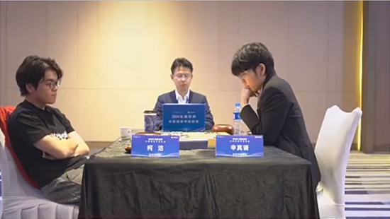 金融小子44亿买首富命根子，三步截胡两大巨头，影院帝国换新主