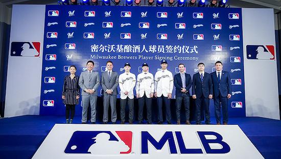 再签三名中国球员 MLB在中国进入成长加速期