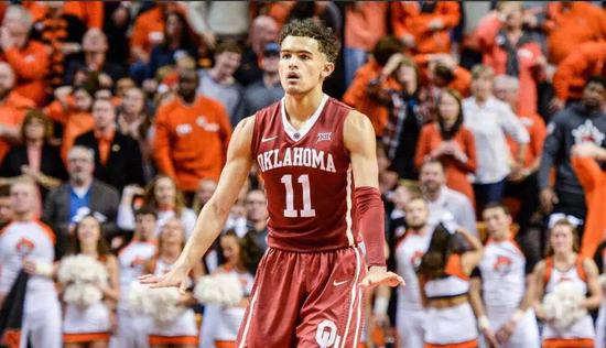 僅大學一年級就媲美Curry!他能成為下一代傳奇嗎?-黑特籃球-NBA新聞影音圖片分享社區