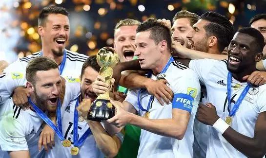 颜强:德国足球,让张路“思考人生”