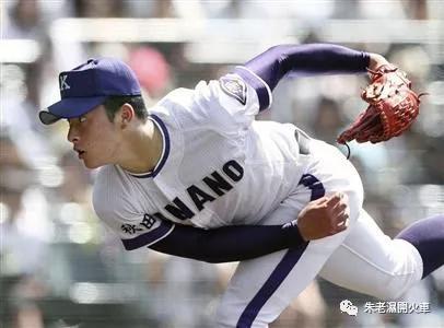 甲子园的别样青春 热血与纯真的校园体育比赛