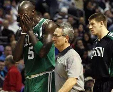 生涯至今最狼狽的首輪!疲憊孤獨的他仍是聯盟王者!-黑特籃球-NBA新聞影音圖片分享社區