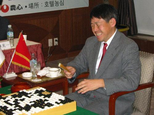小林光一在农心杯上