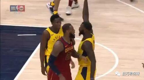 他挑衅詹姆斯，抱摔格林！还差点把骑士击败了