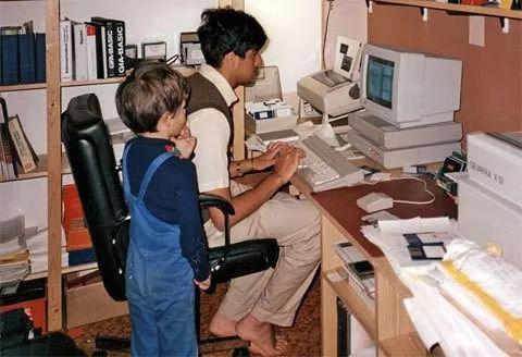Vishy working with ChessBase Photo: Frederic Friedel archives